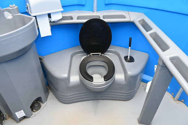 Best Handicap porta potty rental  in Bolindale, OH