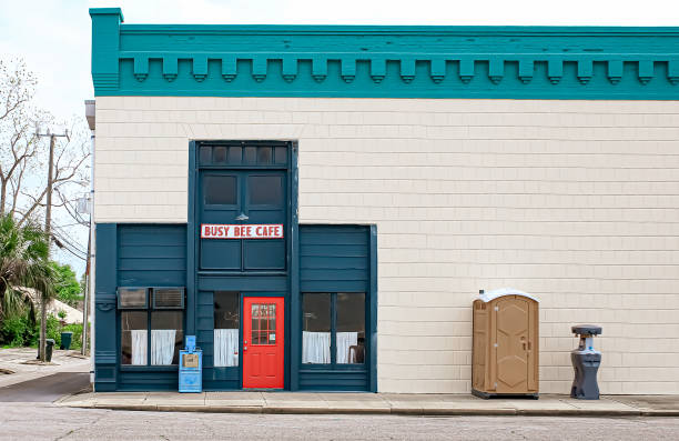 Portable Toilet Options We Offer in Bolindale, OH