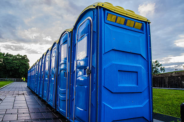 Best Porta potty rental near me  in Bolindale, OH